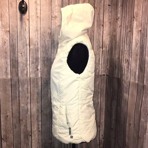 Bench brand vest - Picture 2 of 16